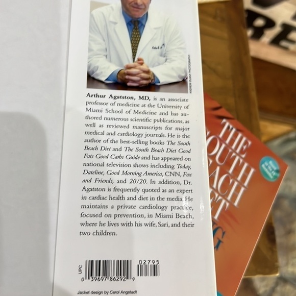 Lot of 3 Southbeach books - Picture 5 of 7